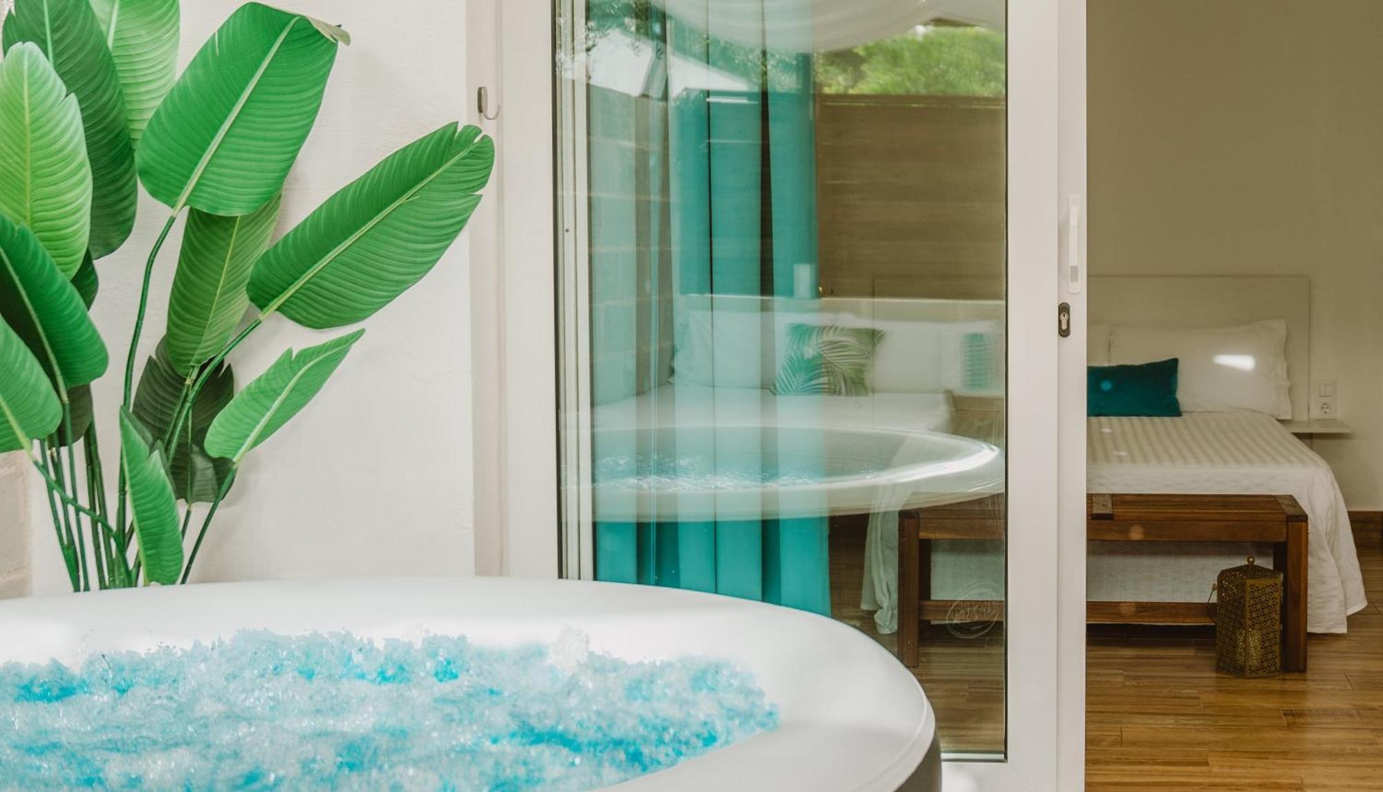 La Calita Escondida - Jacuzzi Y Cocina En Terraza Privada - Piscina Y Parking Gratis Appartement Chiclana de la Frontera Buitenkant foto